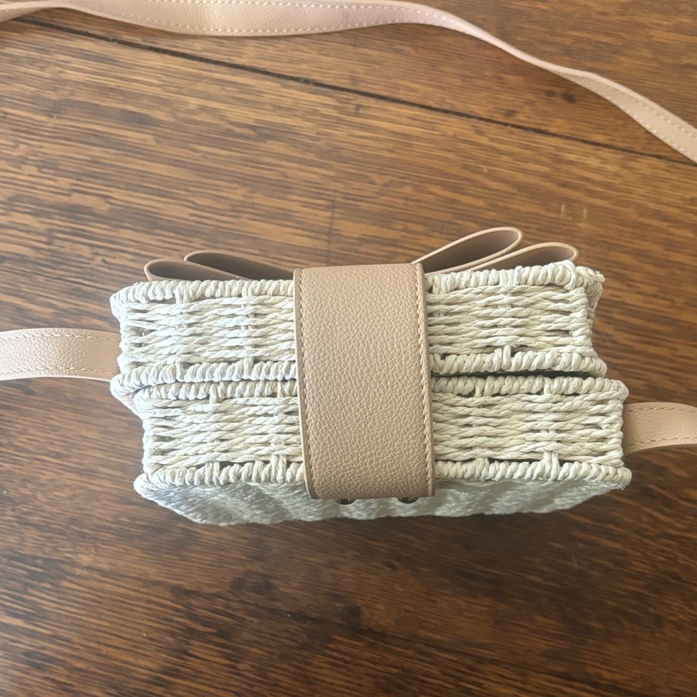 🌸 LIKE DREAMS Women’s Poppy Bowtie Straw Crossbody Bag 🌸 - Picture 7 of 8